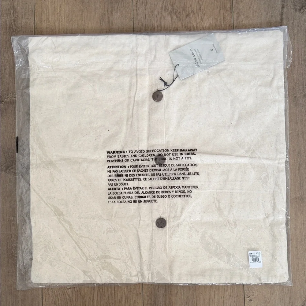 NWT West Elm Barcela Reverse Applique Pillow Cover 20 x 20 Blush and Cream
